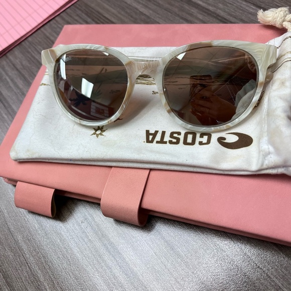 Costa Del Mar Isla Sunglasses with copper silver mirror 580G lenses - Picture 5 of 9